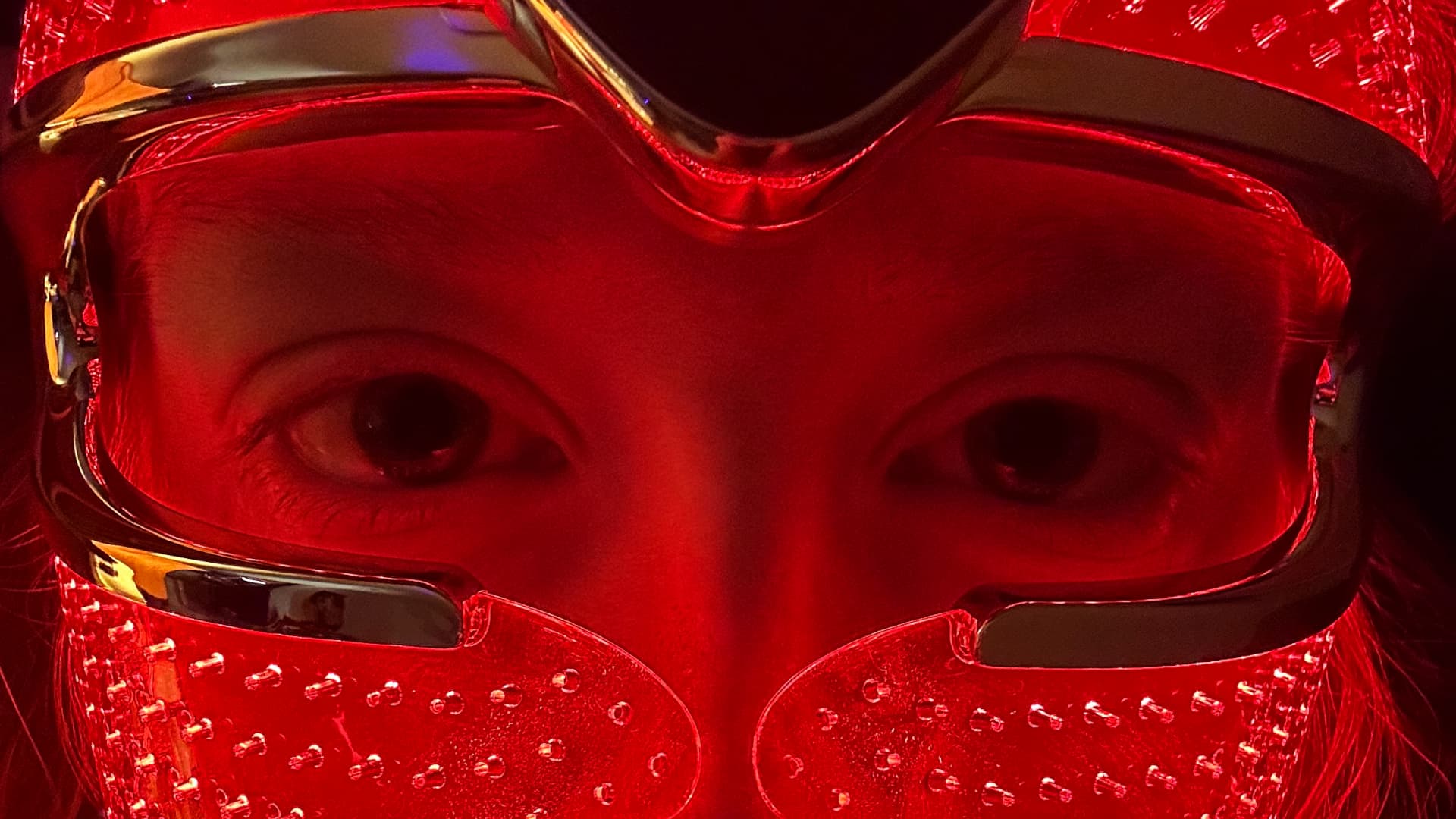 Ich teile meine Erfahrungen mit der Maske von Foreo mit Ihnen Die Foreo Maske im Test