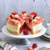 Erdbeer-Torte mit Blätterteig Erdbeer-Torte mit Blätterteig