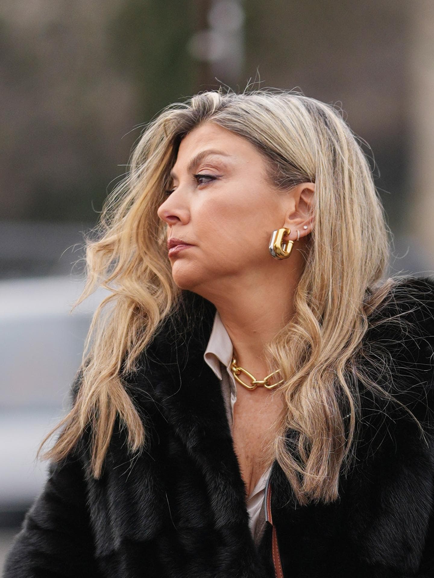 Schmuck-Trends 2026 Mix and Match Ohrringe Streetstyle