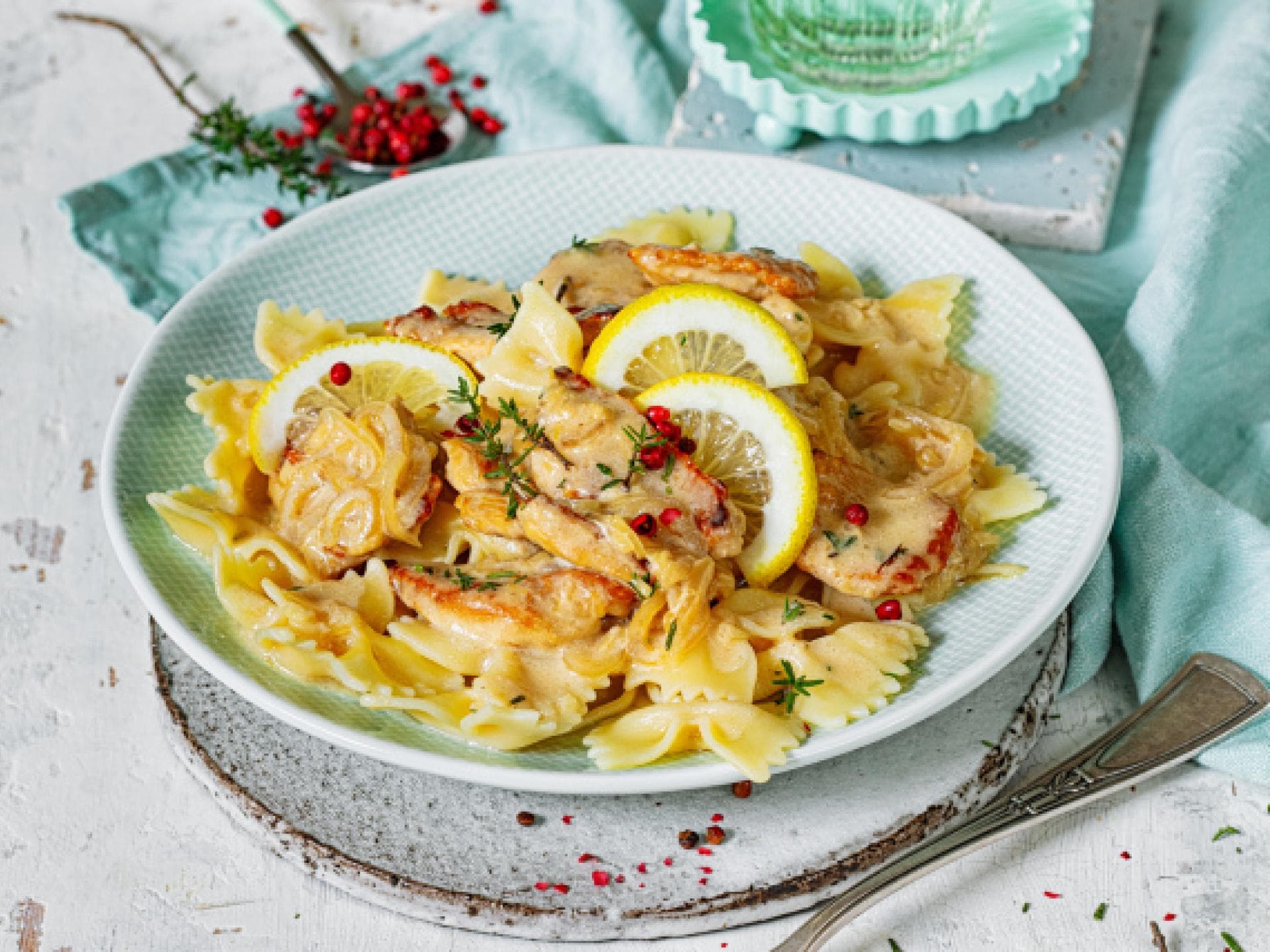 Hähnchengeschnetzeltes mit Pasta. Hähnchengeschnetzeltes mit Pasta.