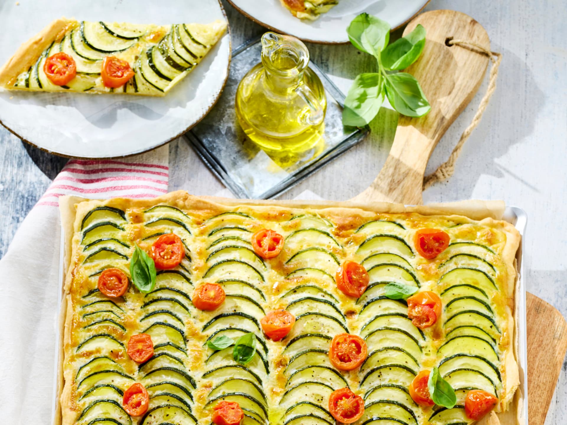 Rezept für eine Tomaten-Zucchini-Quiche Tomaten-Zucchini-Quiche