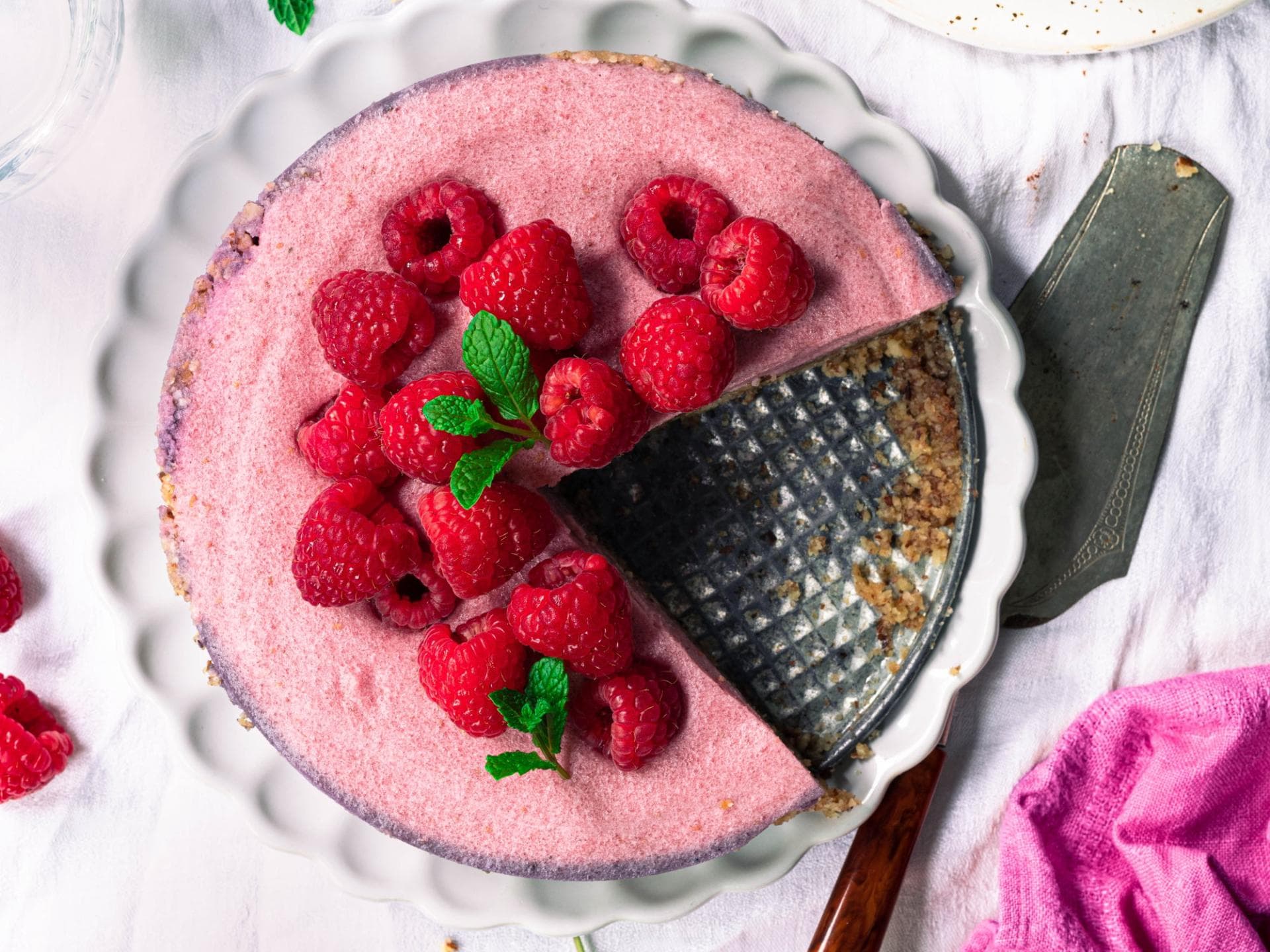 Veganer No-Bake-Himbeerkuchen Veganer No-Bake-Himbeerkuchen