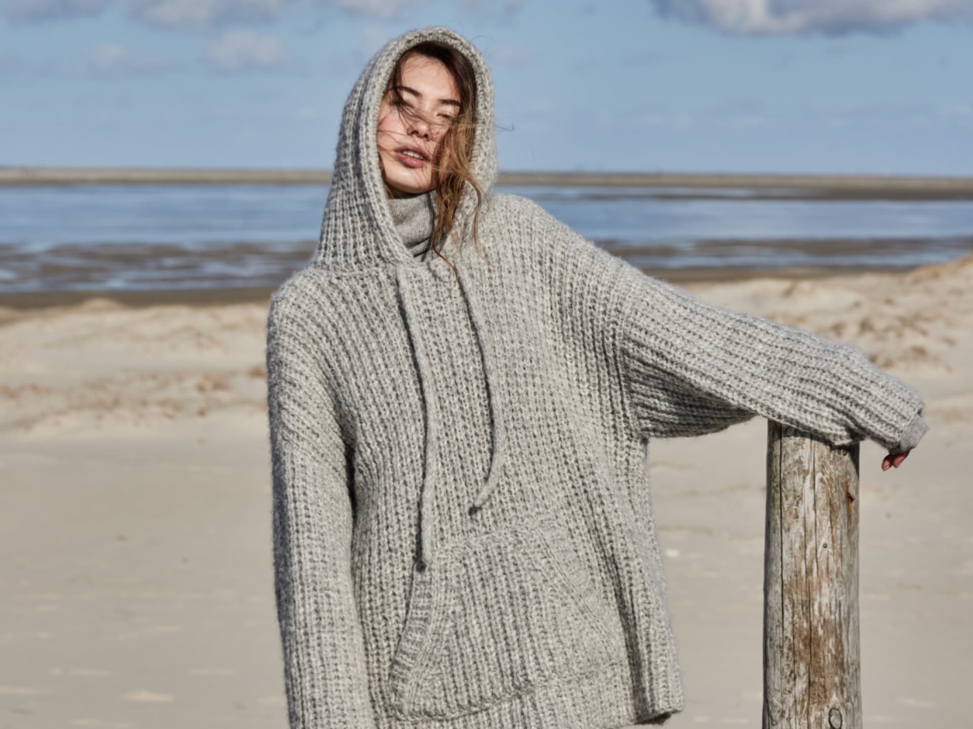 Strickanleitung für einen Oversize-Kapuzenpullover Weihnachtsgeschenke stricken Oversize-Kapuzenpullover