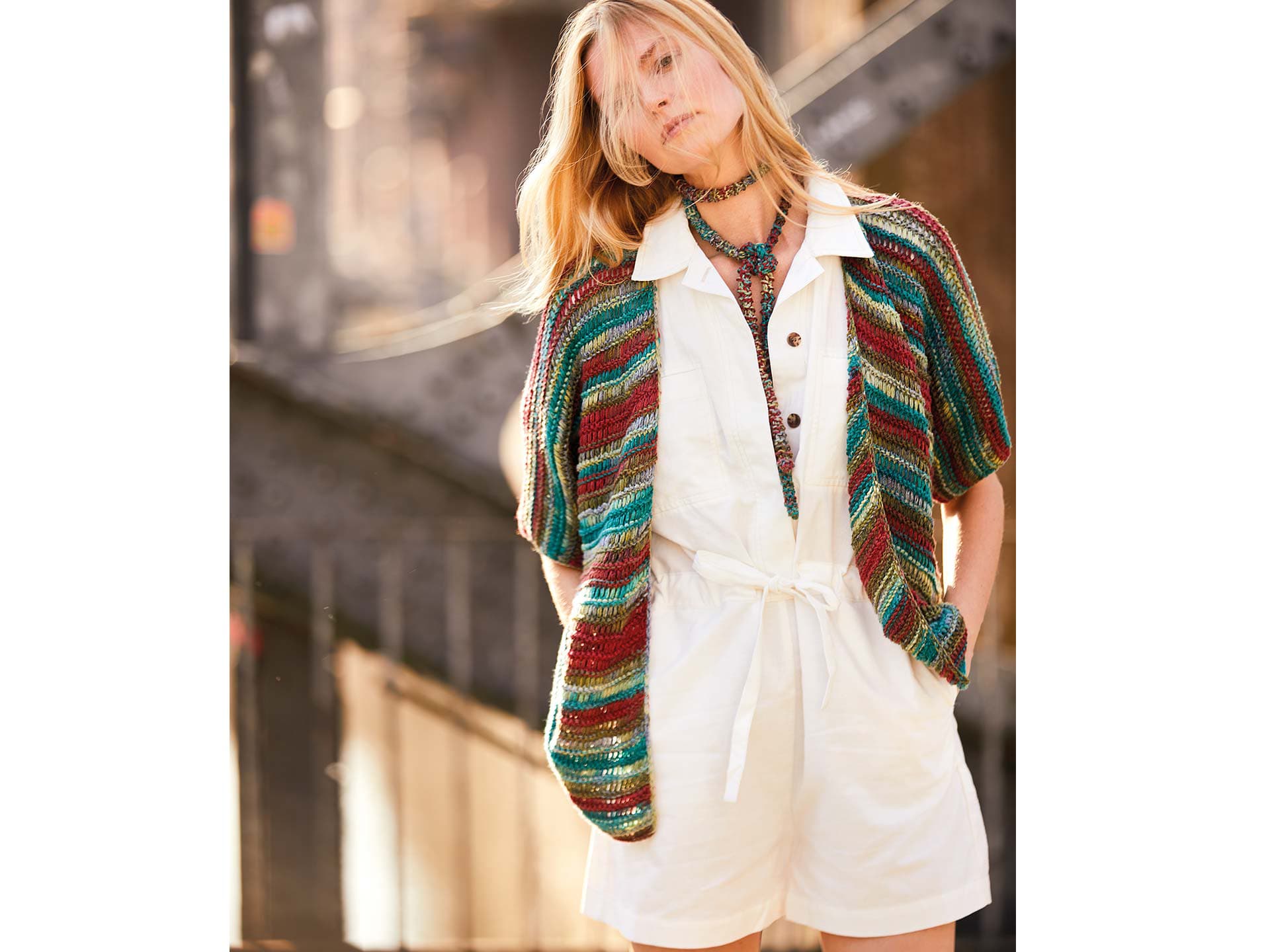 Strickanleitung für die gestreifte Weste von Lana Grossa Stricken mit Merinowolle - gestreifte Weste von Lana Grossa