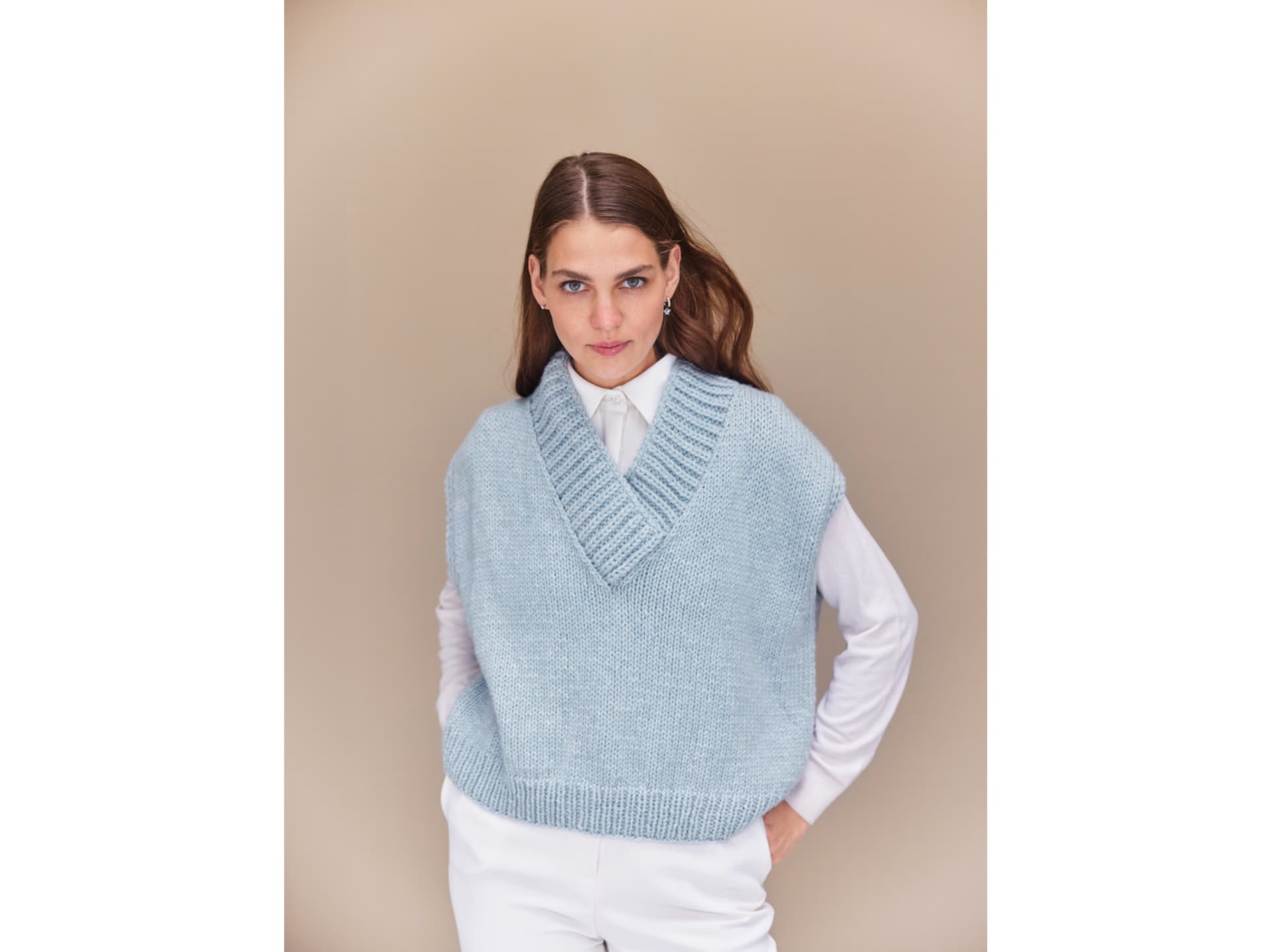 Strickanleitung für den Oversize-Pullunder von Lana Grossa Stricken mit Merinowolle - Oversize-Pullunder von Lana Grossa