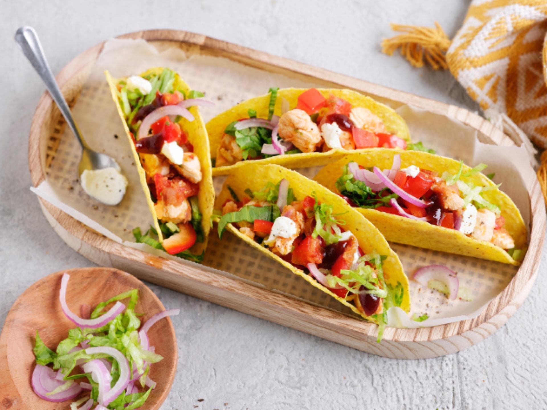 Taco-Shells mit Hähnchen Taco-Shells mit Hähnchen