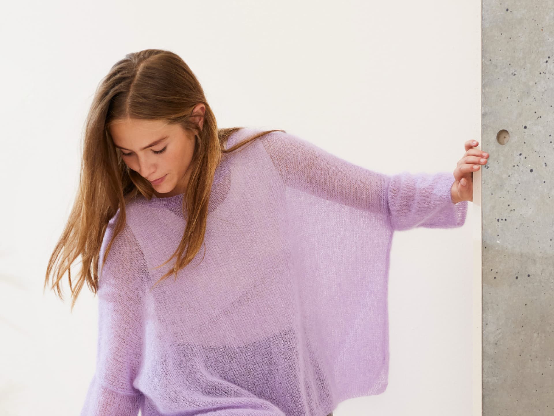 Strickanleitung für den Isemarkt-Pullover Model in selbst gestricktem Isemarkt-Pullover