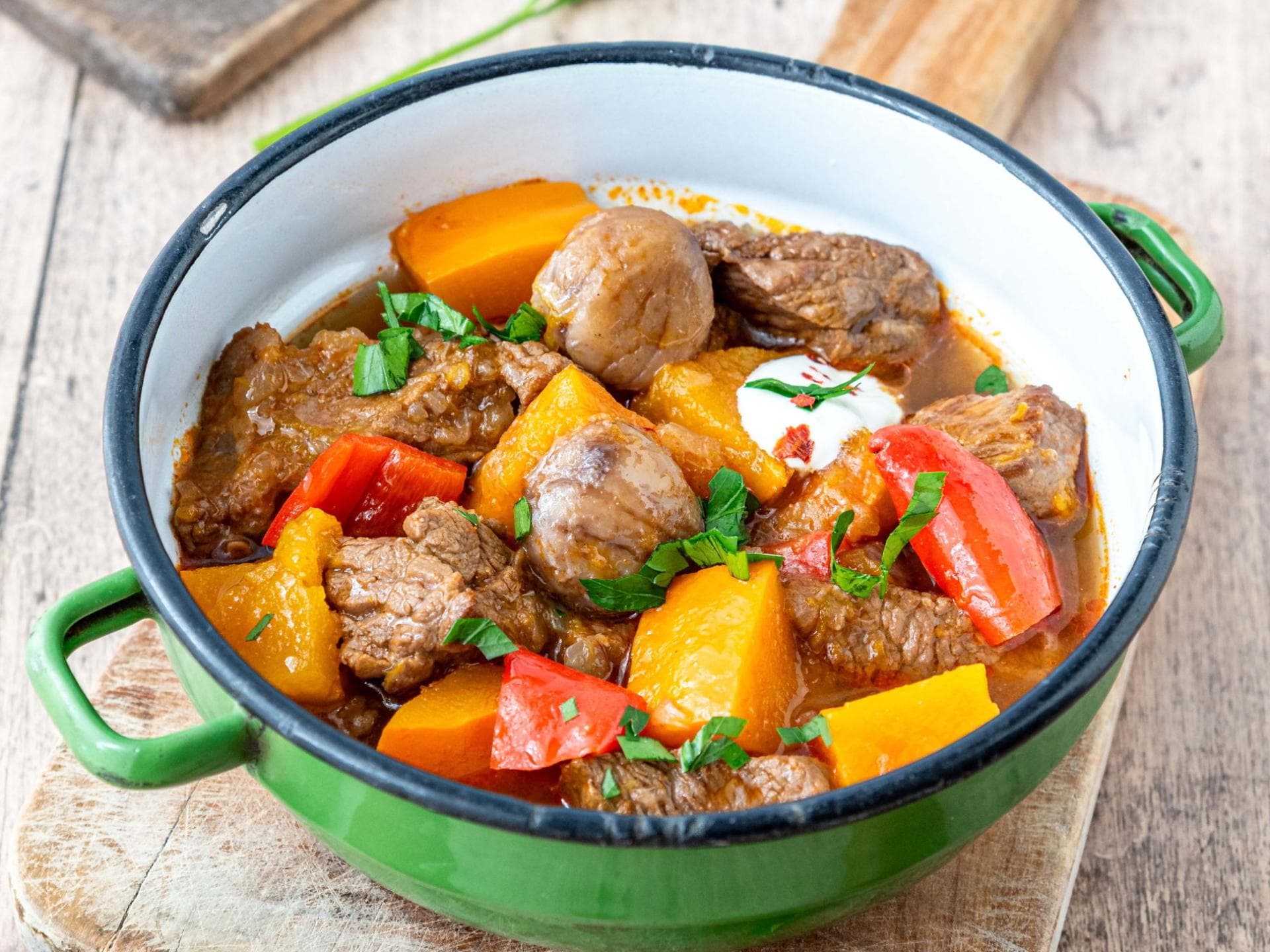 Gulasch mit Maronen Gulasch mit Maronen