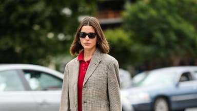 Streetstyle mit Poloshirt und Blazer. Streetstyle mit Poloshirt und Blazer.