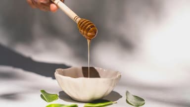 Rezept für eine selbst gemacte Manuka Honig Maske Selbst gemachte Manuka Honig Maske