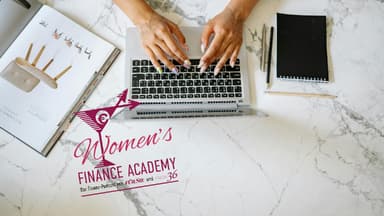 Die 5. Folge von FÜR SIE "Women's Finance Academy"-Podcast ist da! Frau arbeitet in Teilzeit