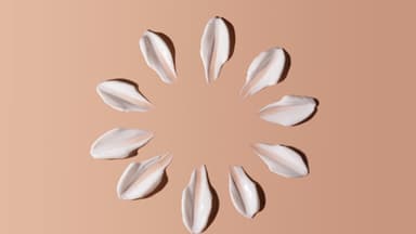 Wir haben eine Sonnencreme gefunden, die nicht klebt und fettet Sonnencreme die nicht klebt und fettet