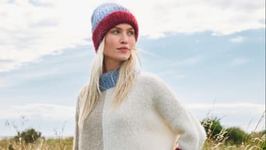 Model in Alpaca Lungo Pullover von Lana Grossa Model in Alpaca Lungo Pullover von Lana Grossa