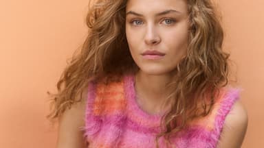 Strickanleitung für das Basta Mista Streifen-Slipover von Lana Grossa Model in Basta Mista Streifen-Slipover von Lana Grossa