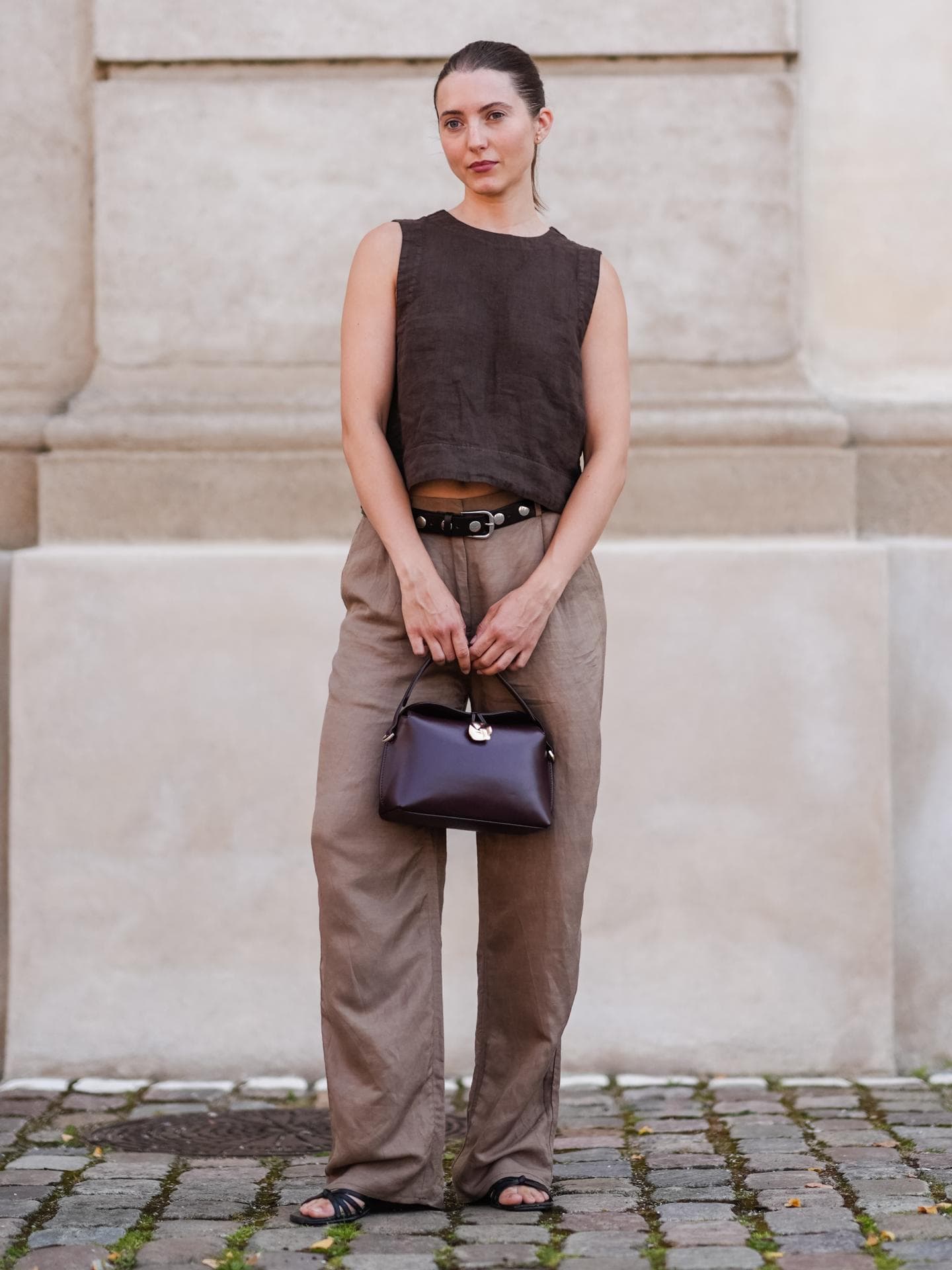 Welche Schuhe zu weiten Hosen?  Weite Hose mit Sandaletten