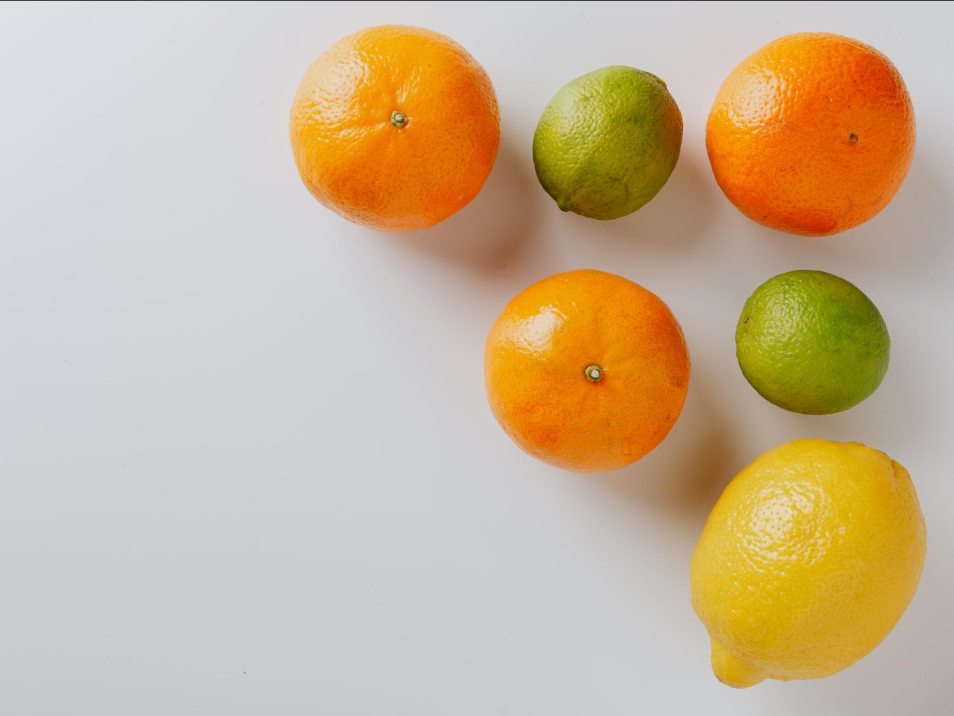 Mandarinen, Zitronen und Limetten Mandarinen, Zitronen und Limetten