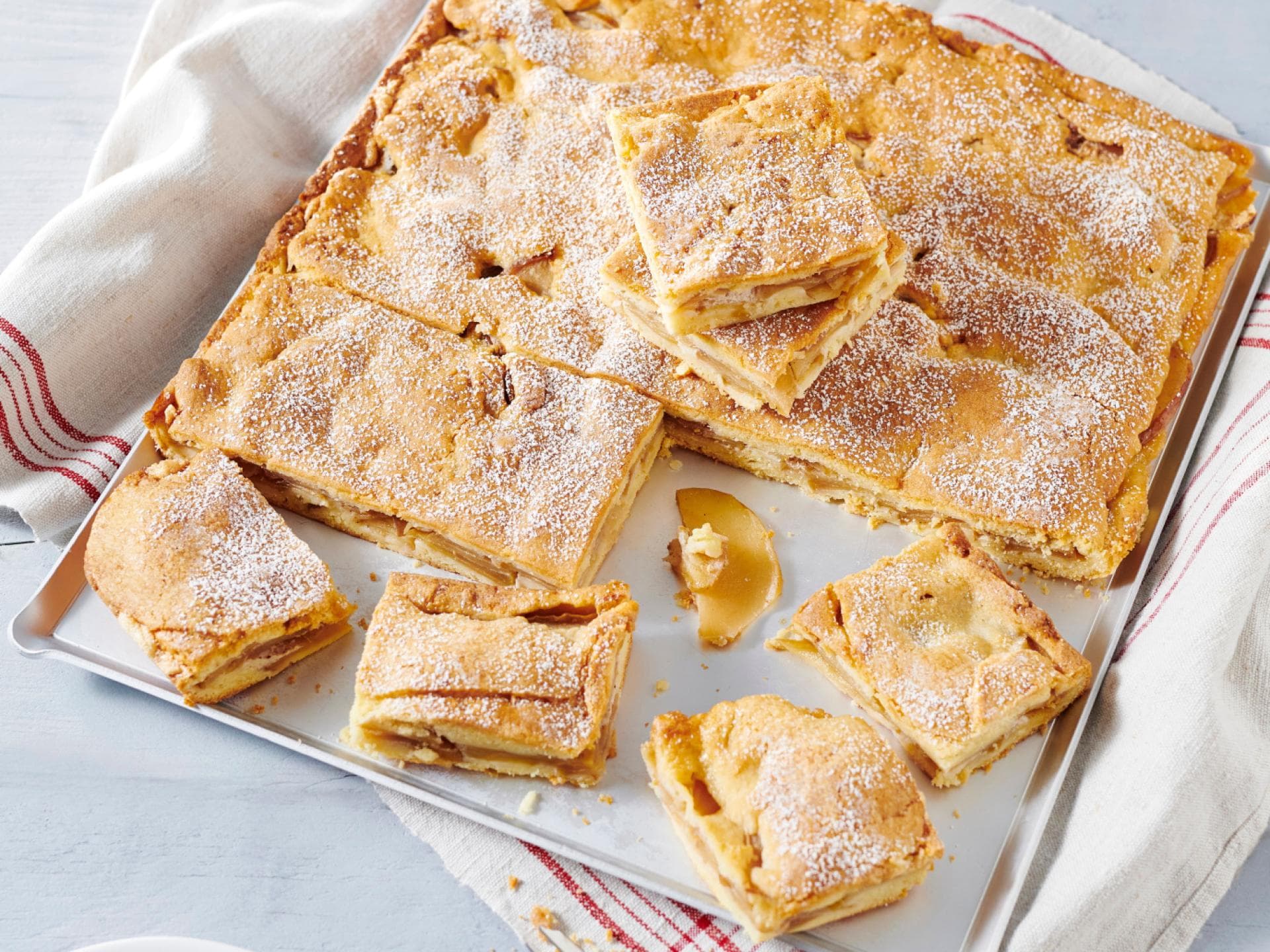 Apfelkuchen vom Blech Apfelkuchen vom Blech