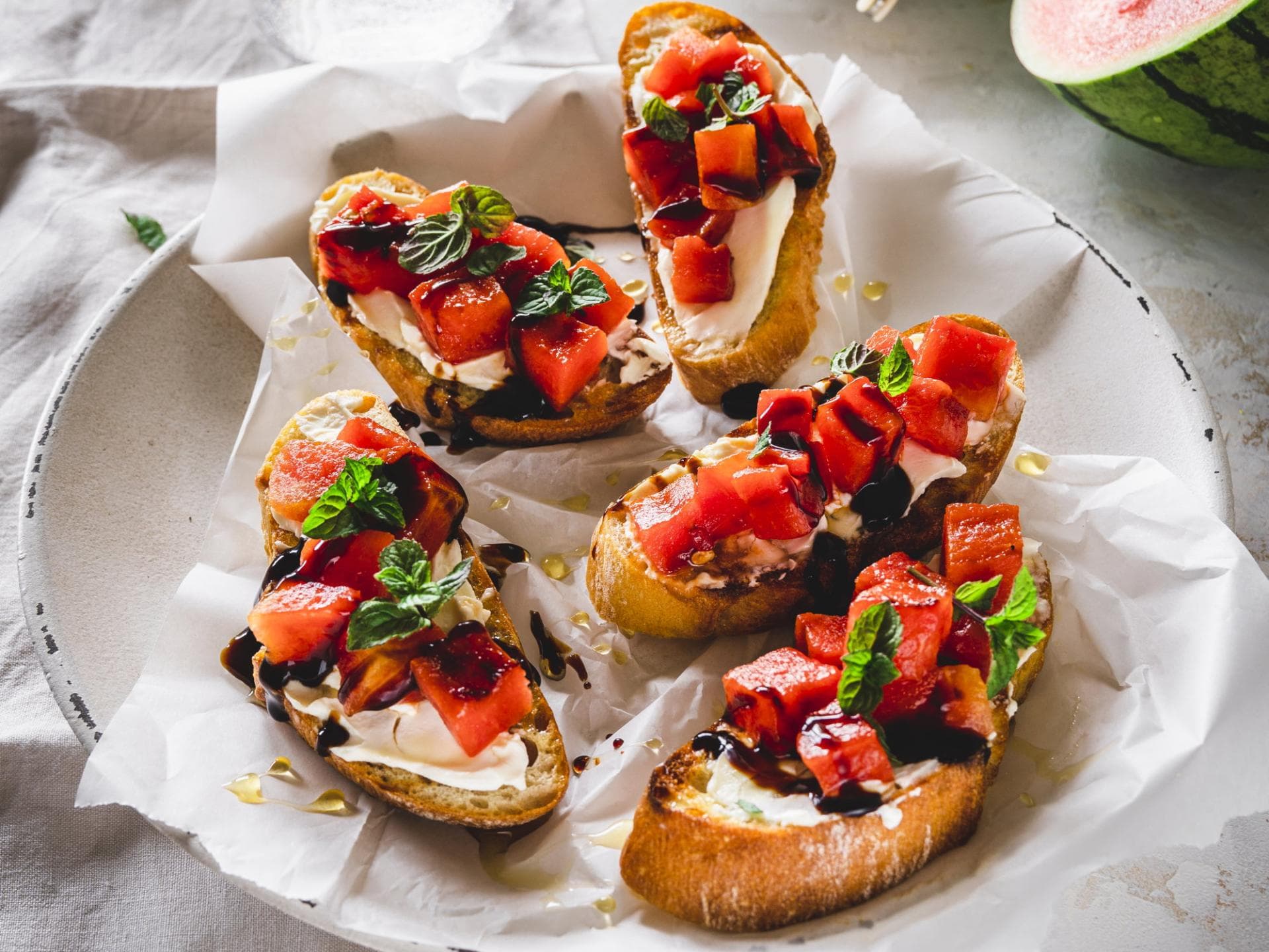 Röstbrot mit gegrillter Melone Röstbrot mit gegrillter Melone