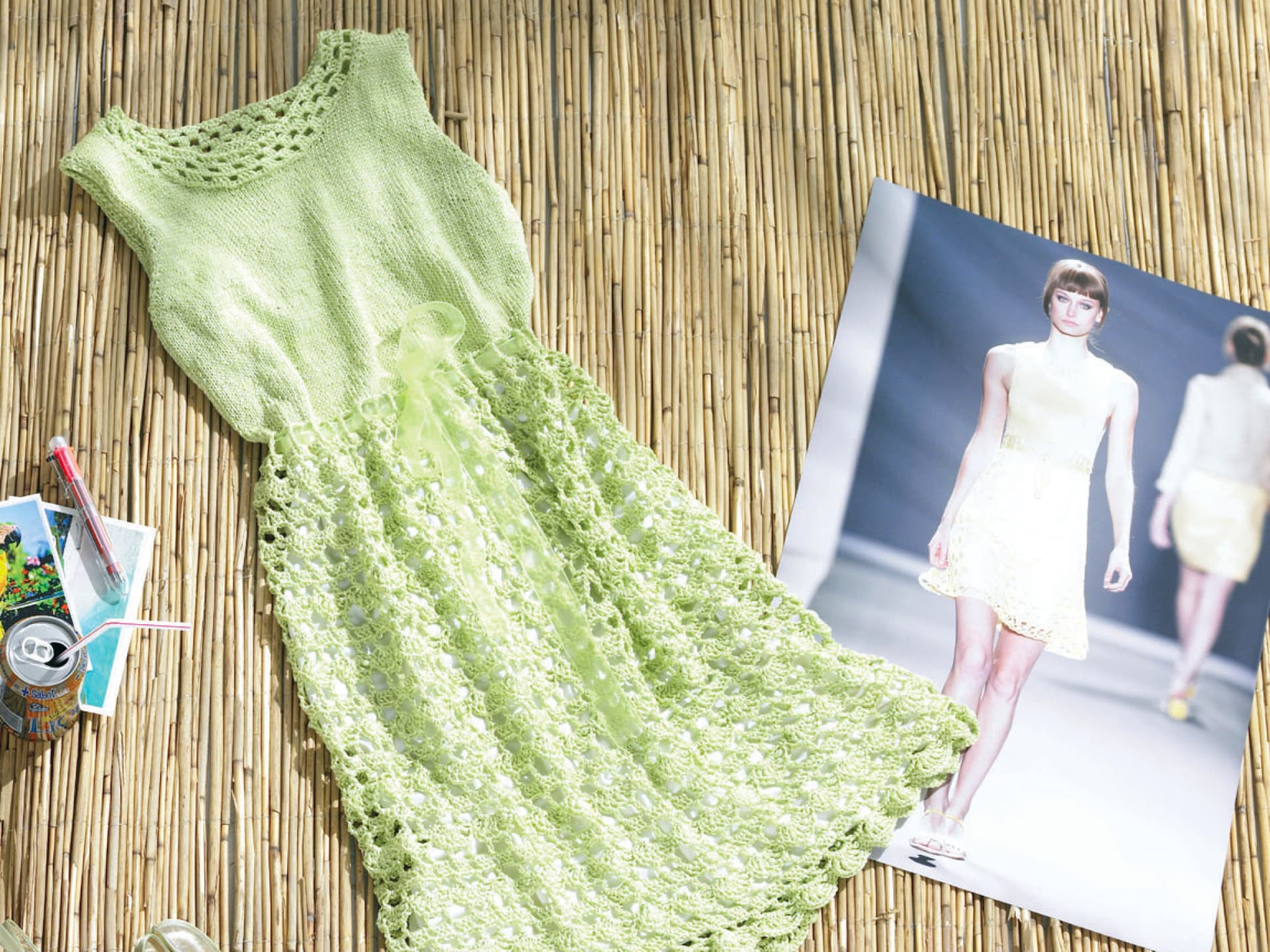 Strickanleitung für ein grünes Häkelkleid mit gestricktem Oberteil Grünes Häkelkleid mit gestricktem Oberteil