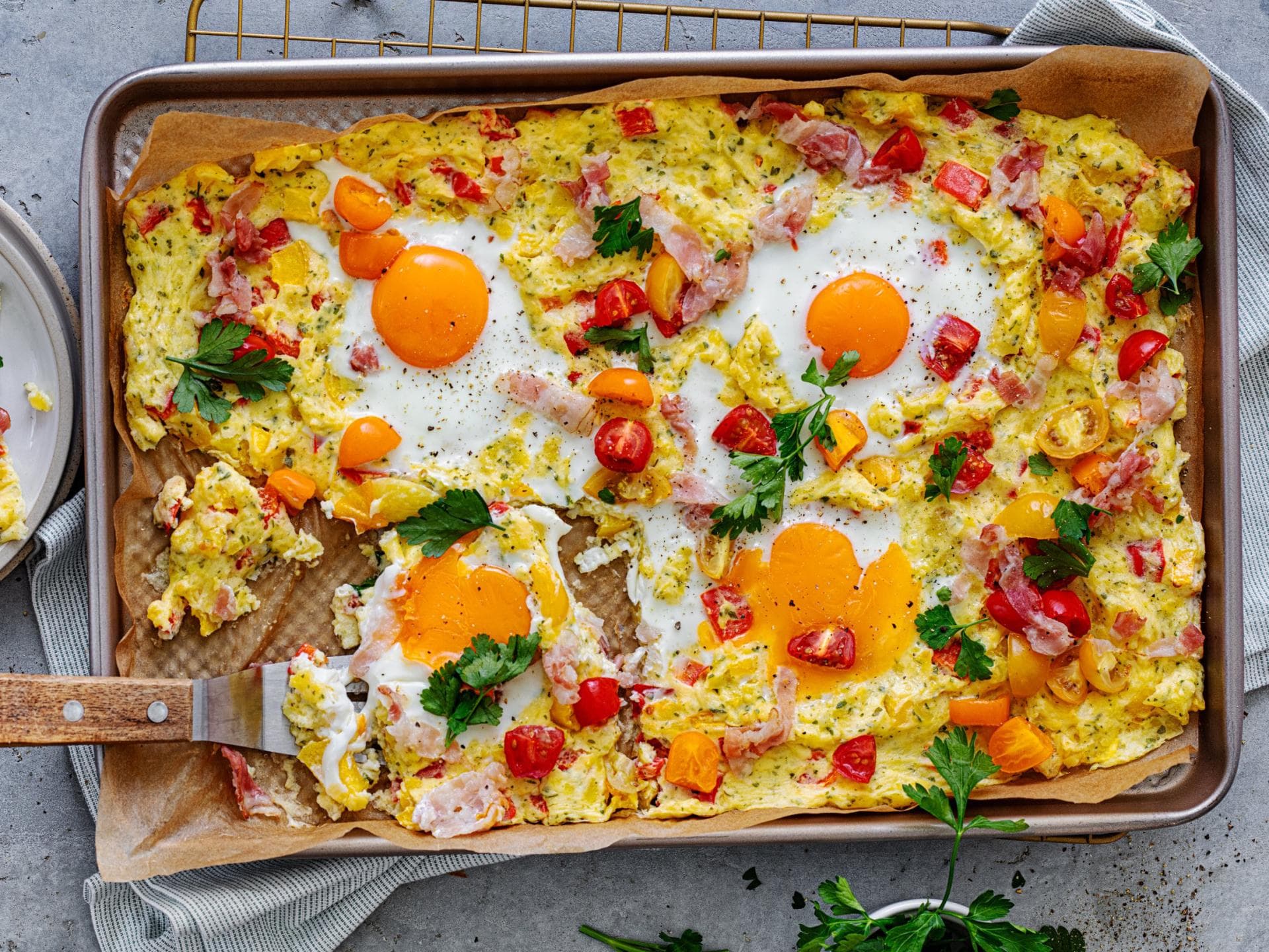 Shakshuka-Kartoffelkuchen vom Blech Shakshuka-Kartoffelkuchen vom Blech
