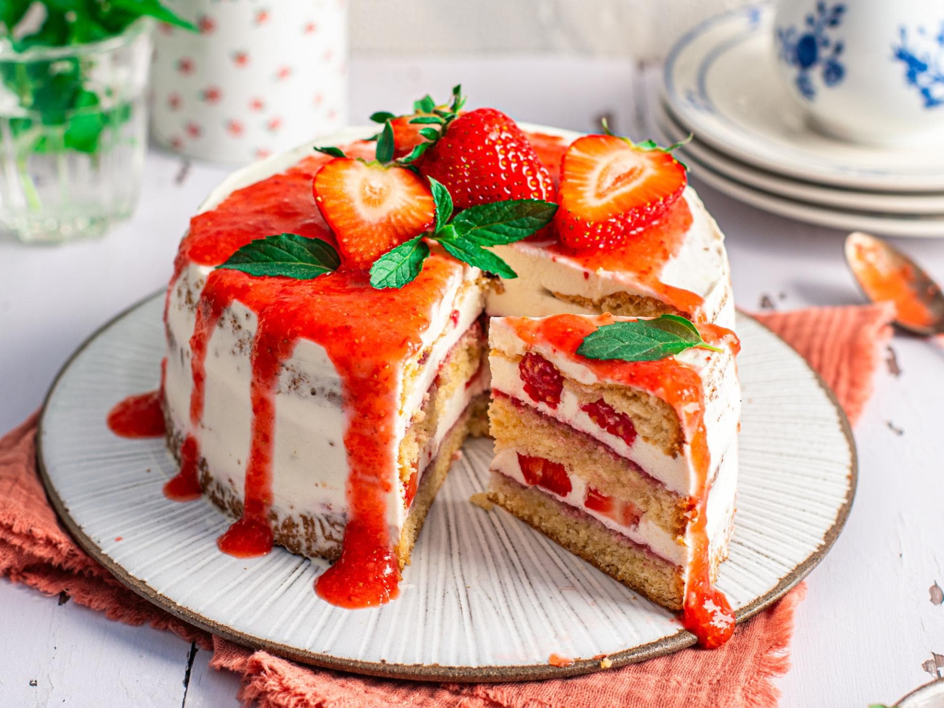 Naked Erdbeer-Sky-Kuchen Naked Erdbeer-Sky-Kuchen