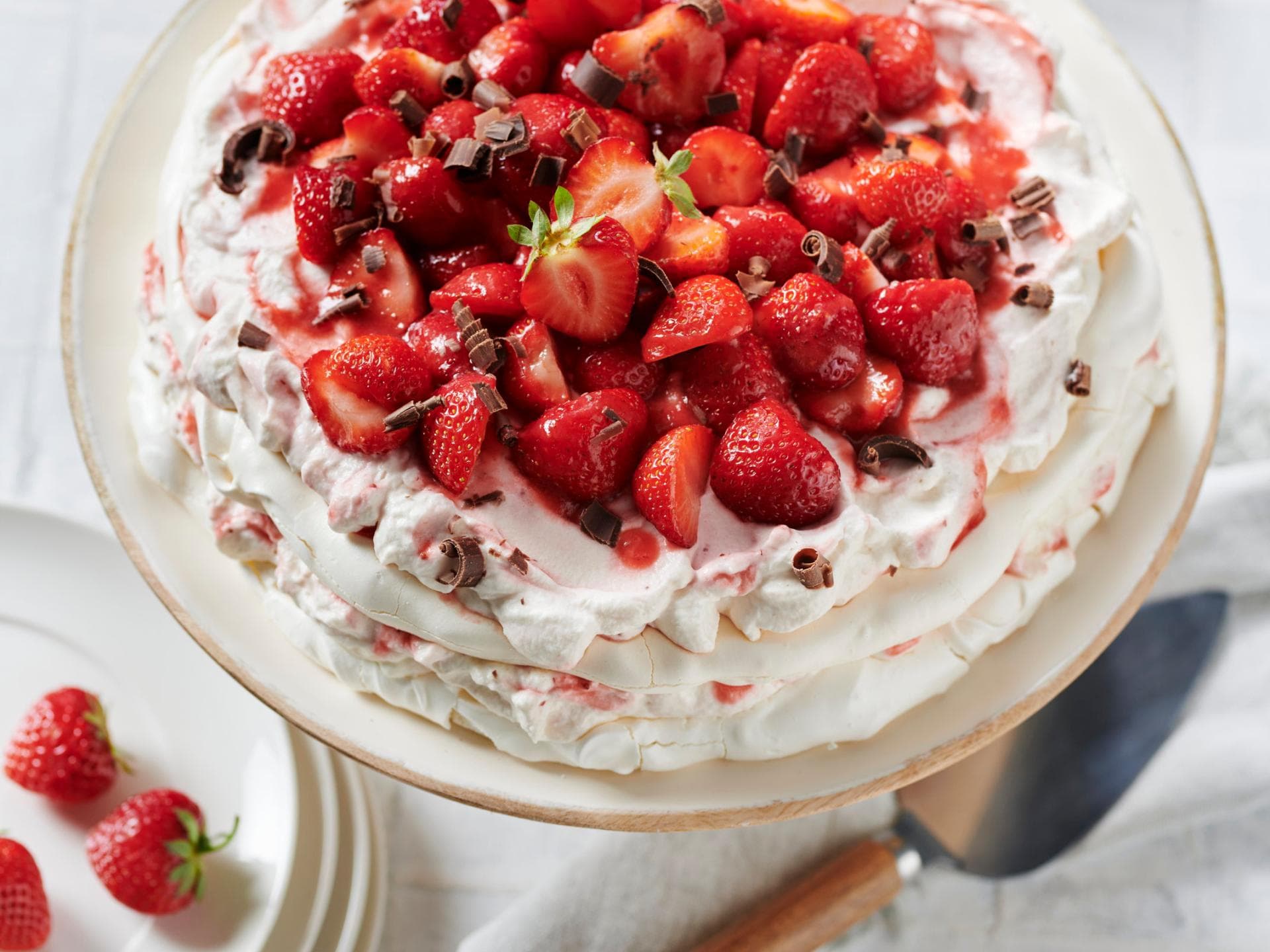 Erdbeer-Pavlova-Torte Erdbeer-Pavlova-Torte